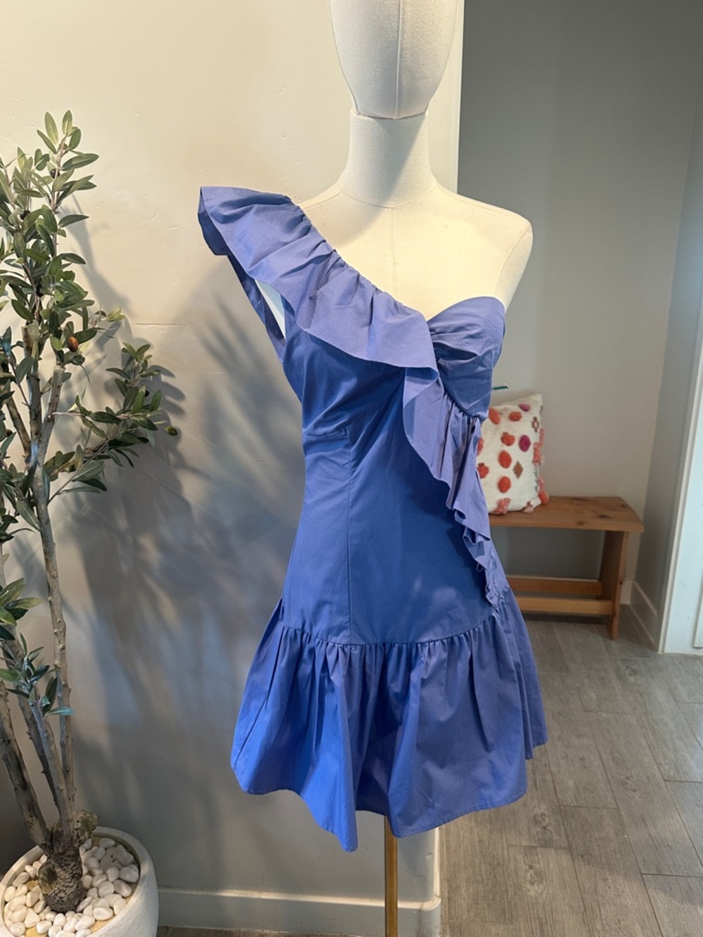 ASTR‎ the Label One Shoulder Ruffle Mini Dress New! - Picture 7 of 13
